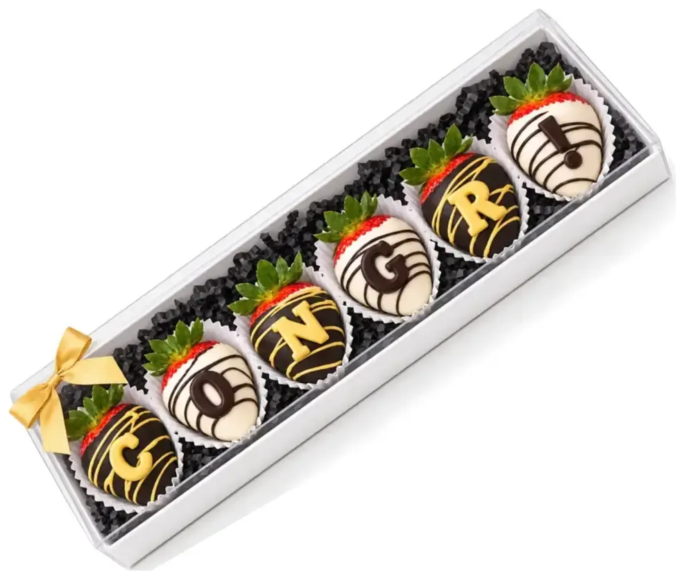 Graduation Chocolate Strawberries
